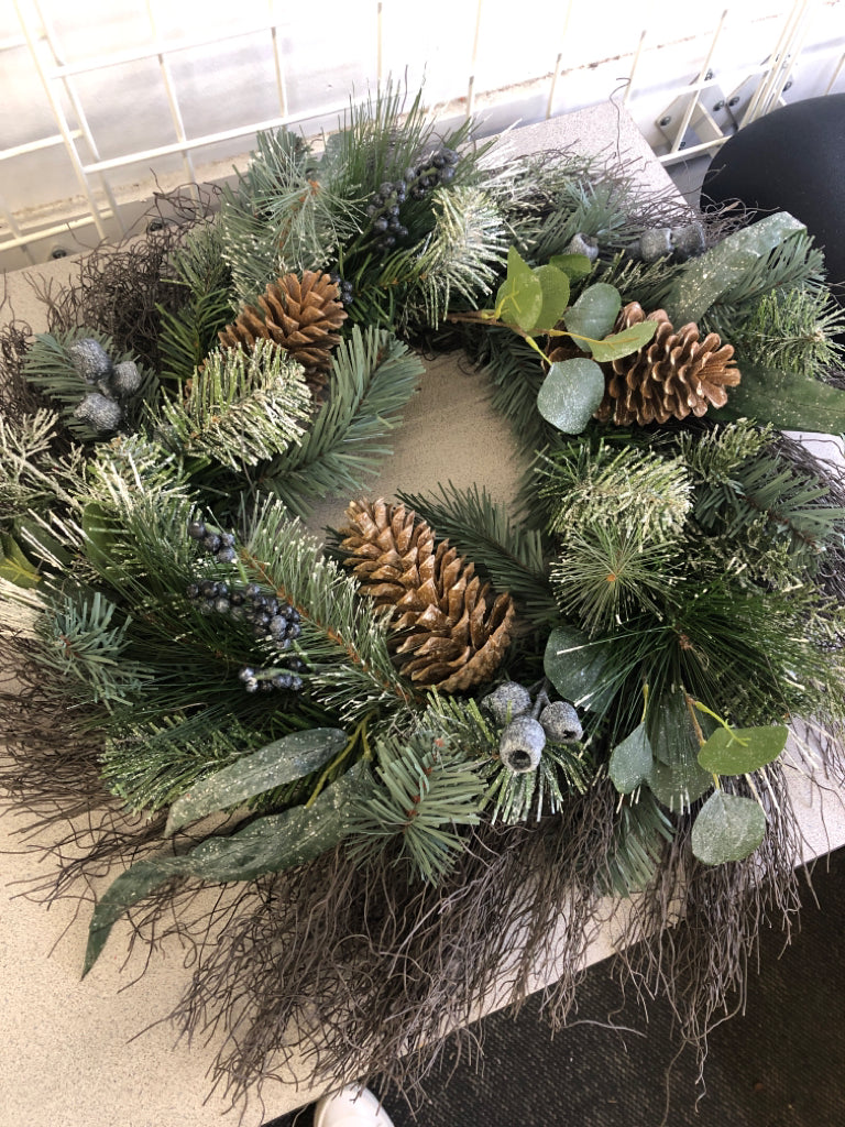 PINECONE W/BLUEBERRIES, GLITTER WREATH.