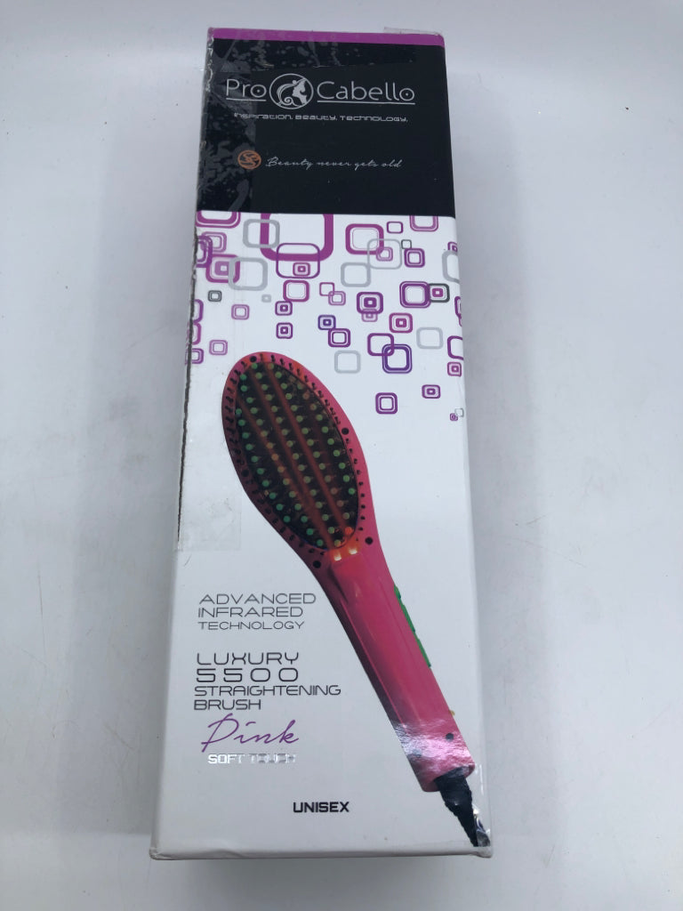 NIB LUXURY STRAIGHTENING BRUSH.