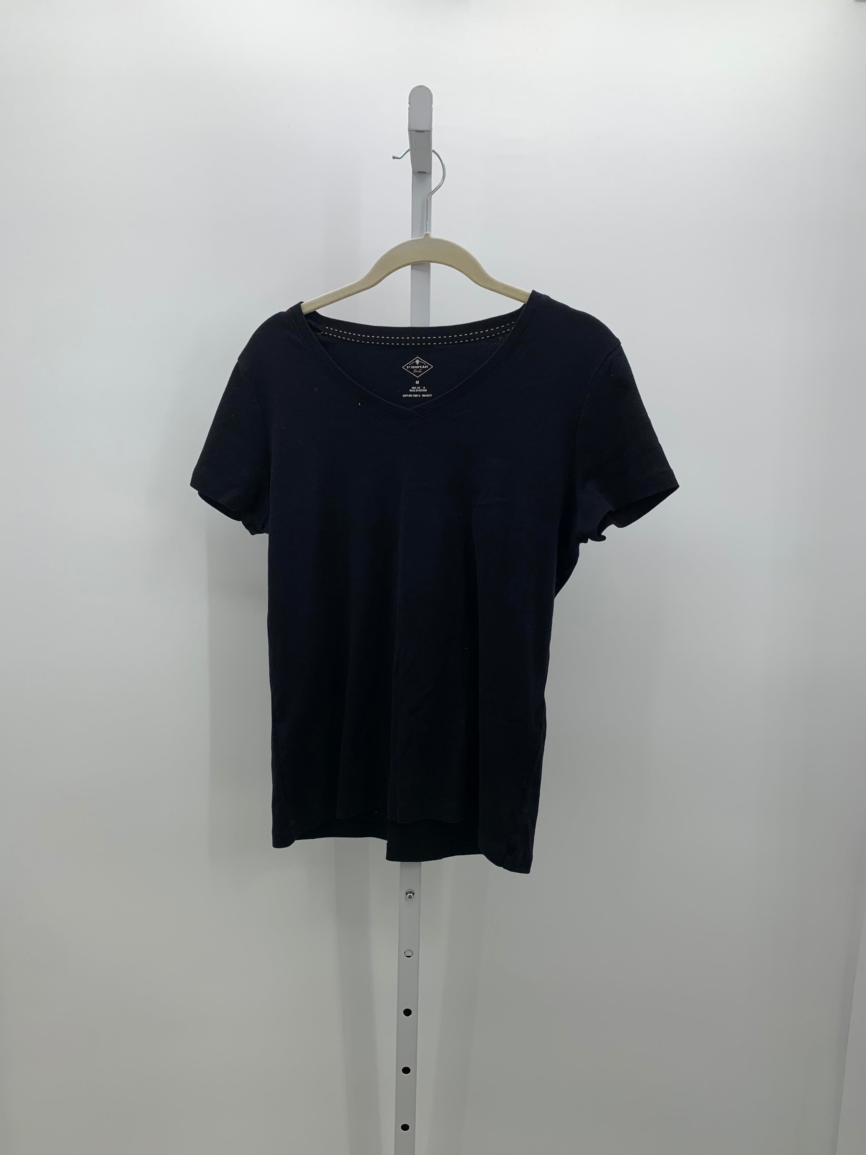 St. Johns Bay Size Medium Misses Short Sleeve Shirt