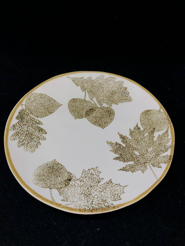 CREAM/BROWN LEAVES SERVING DISH.