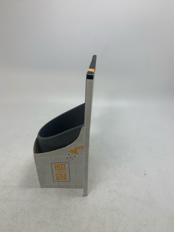 NIP SHOWER BEER HOLDER.