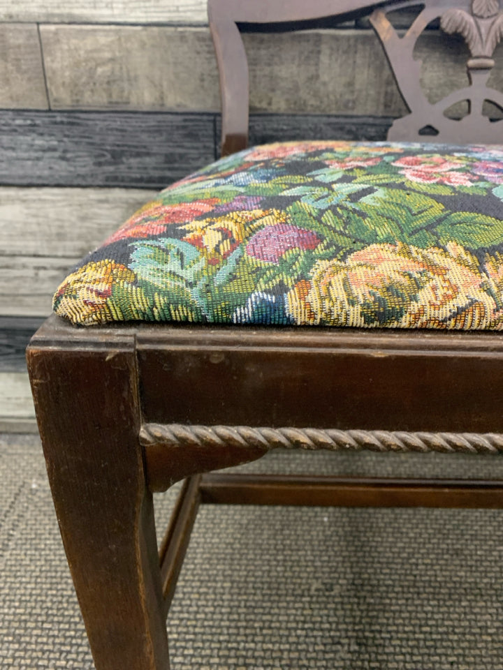 VTG FLORAL UPHOLSTERED VANITY BENCH DARK WOOD.