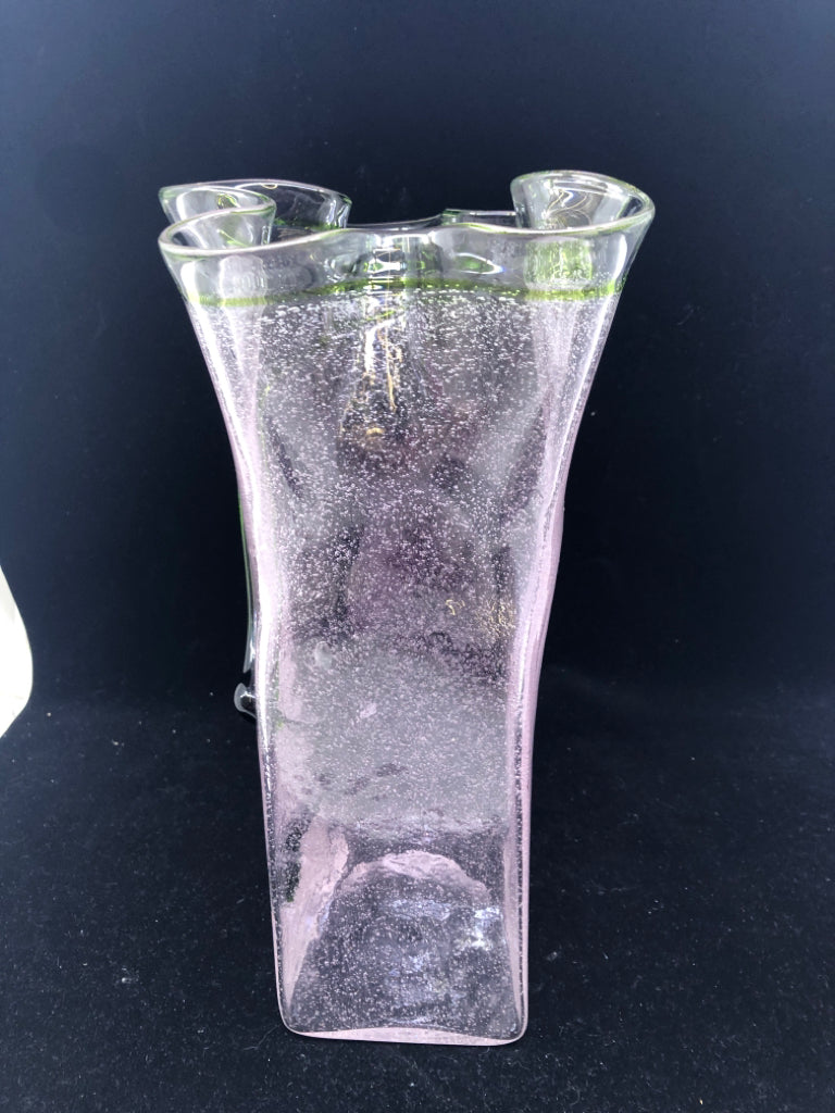 LARGE PINK BLOWN GLASS BUBBLE SQUARE HANDKERCHIEF VASE W/ GREEN EMBOSSED ZIGZAG.