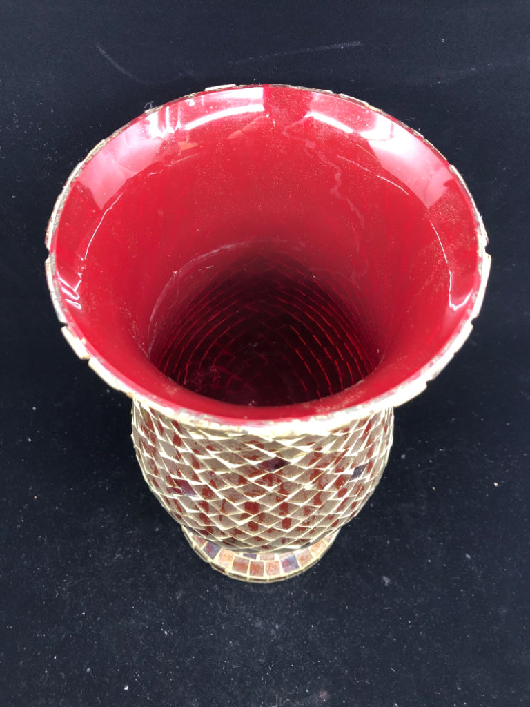 RED FOOTED MOSAIC VASE.