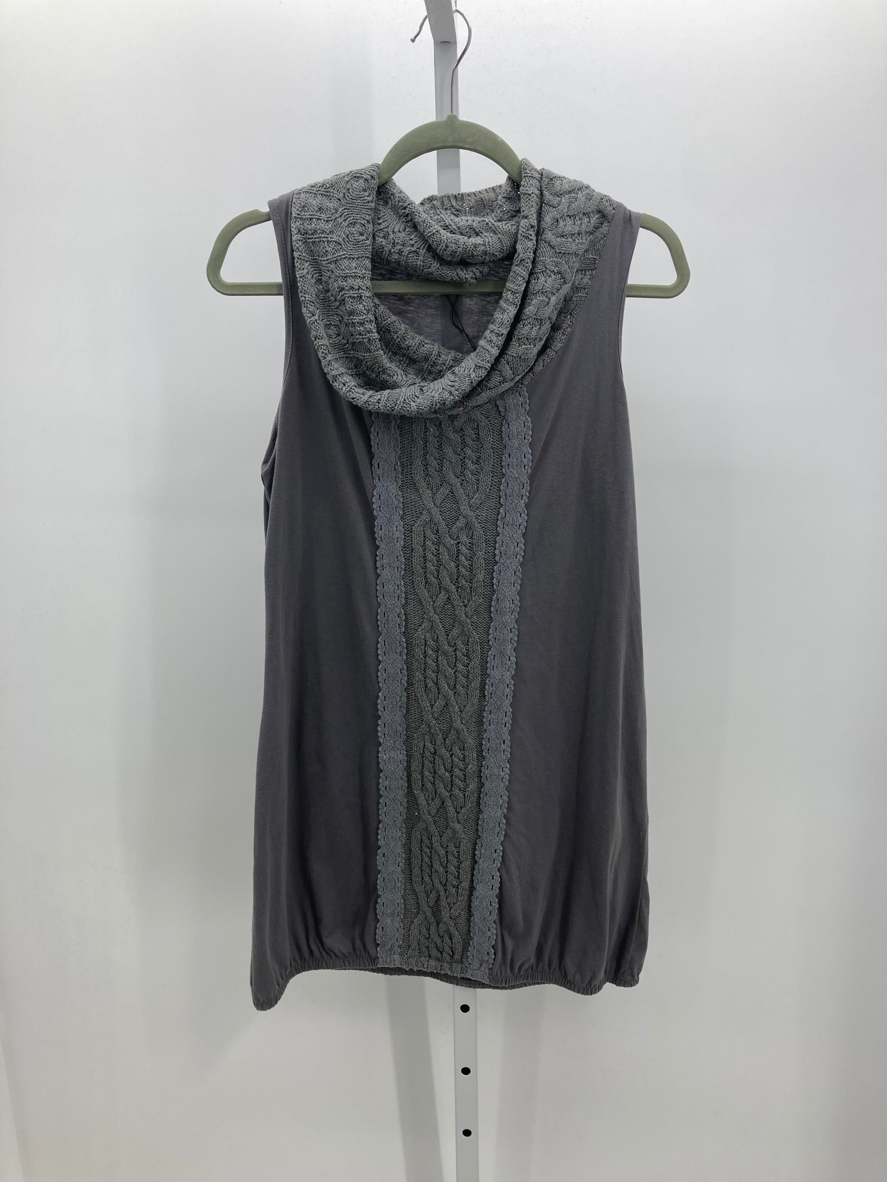 Size 8 Misses Sleeveless Shirt