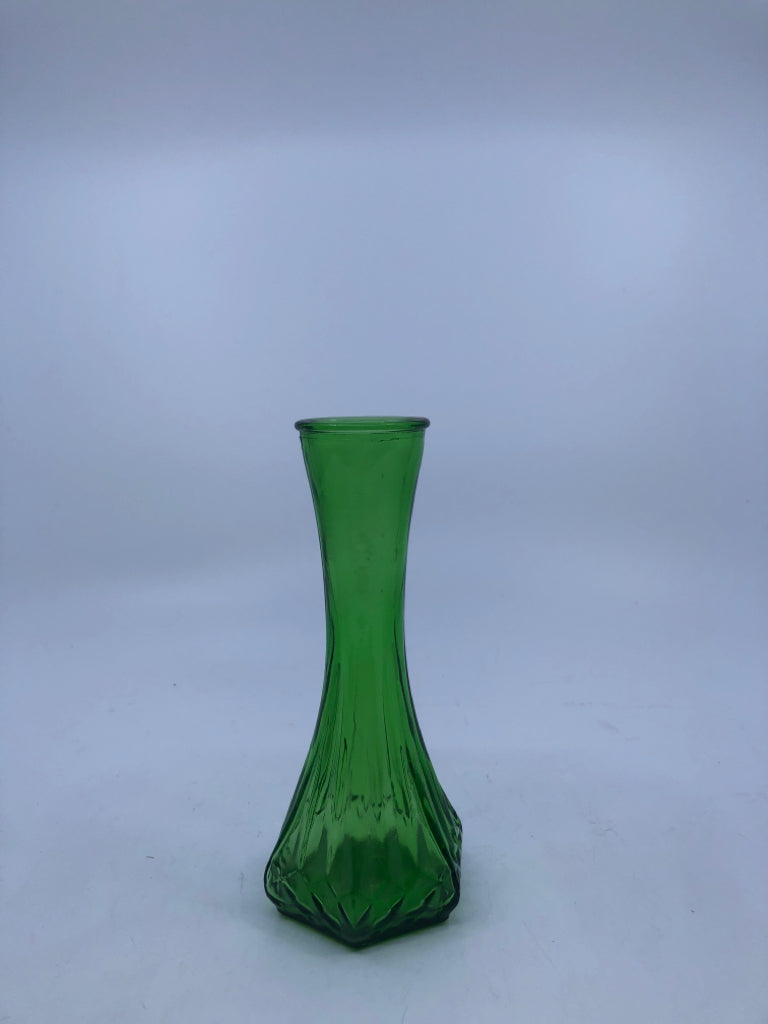 SKINNY GREEN BUD VASE.