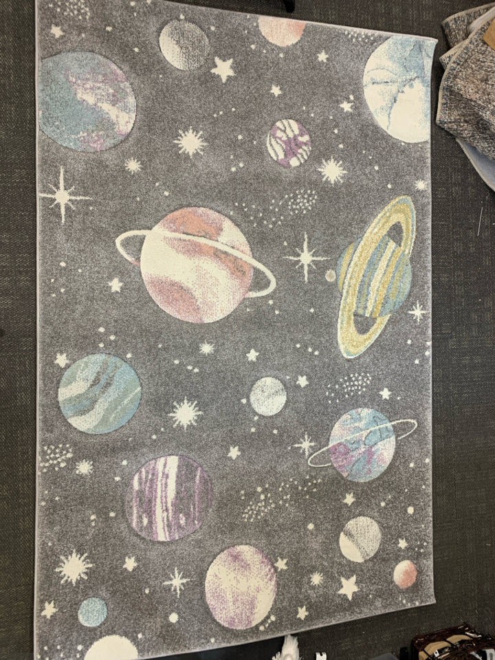 OUTERSPACE PLANET RUG - SAFAVIEN.