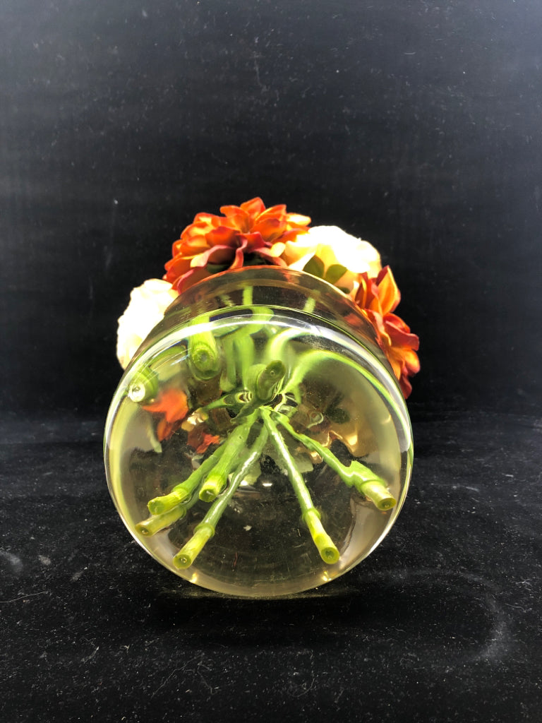 DARK ORANGE/WHITE FAUX ROSES IN YELLOW TINTED GLASS VASE.