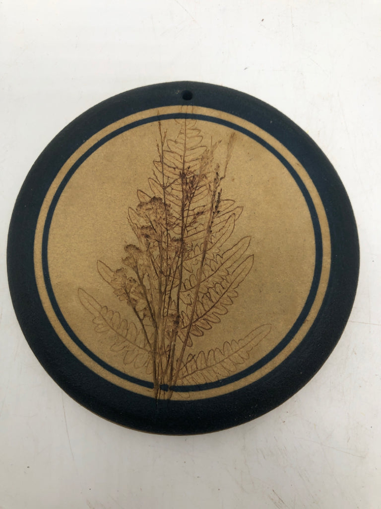 FERN ENGRAVED POTTERY COASTER.
