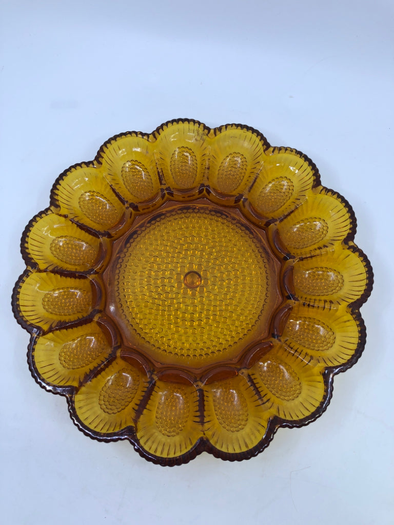 VTG AMBER GLASS HOBNAIL DEVILED EGG SERVING DISH.