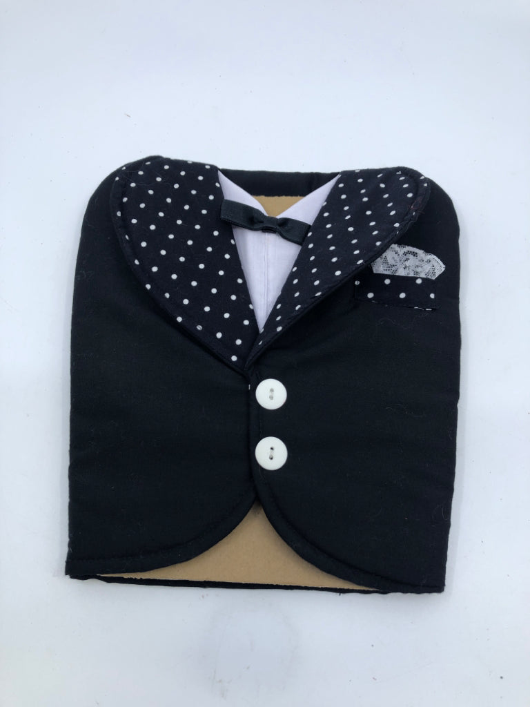 BLACK TUX WINE COVER.