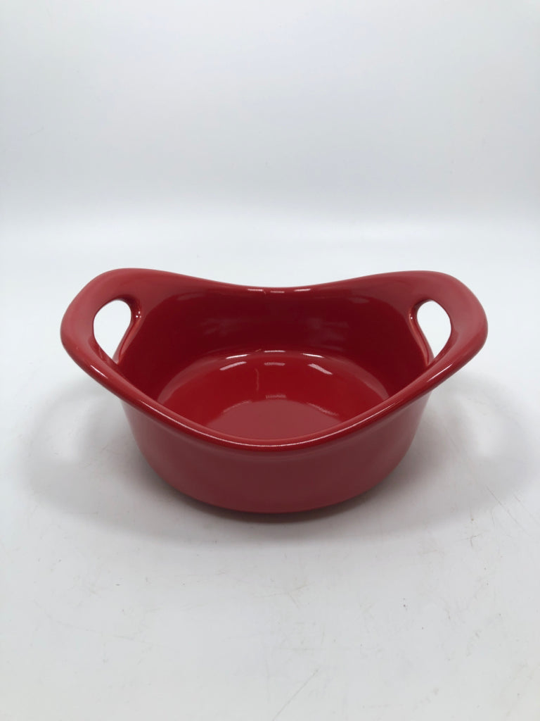 RACHEL RAY RED CASSEROLE DISH.