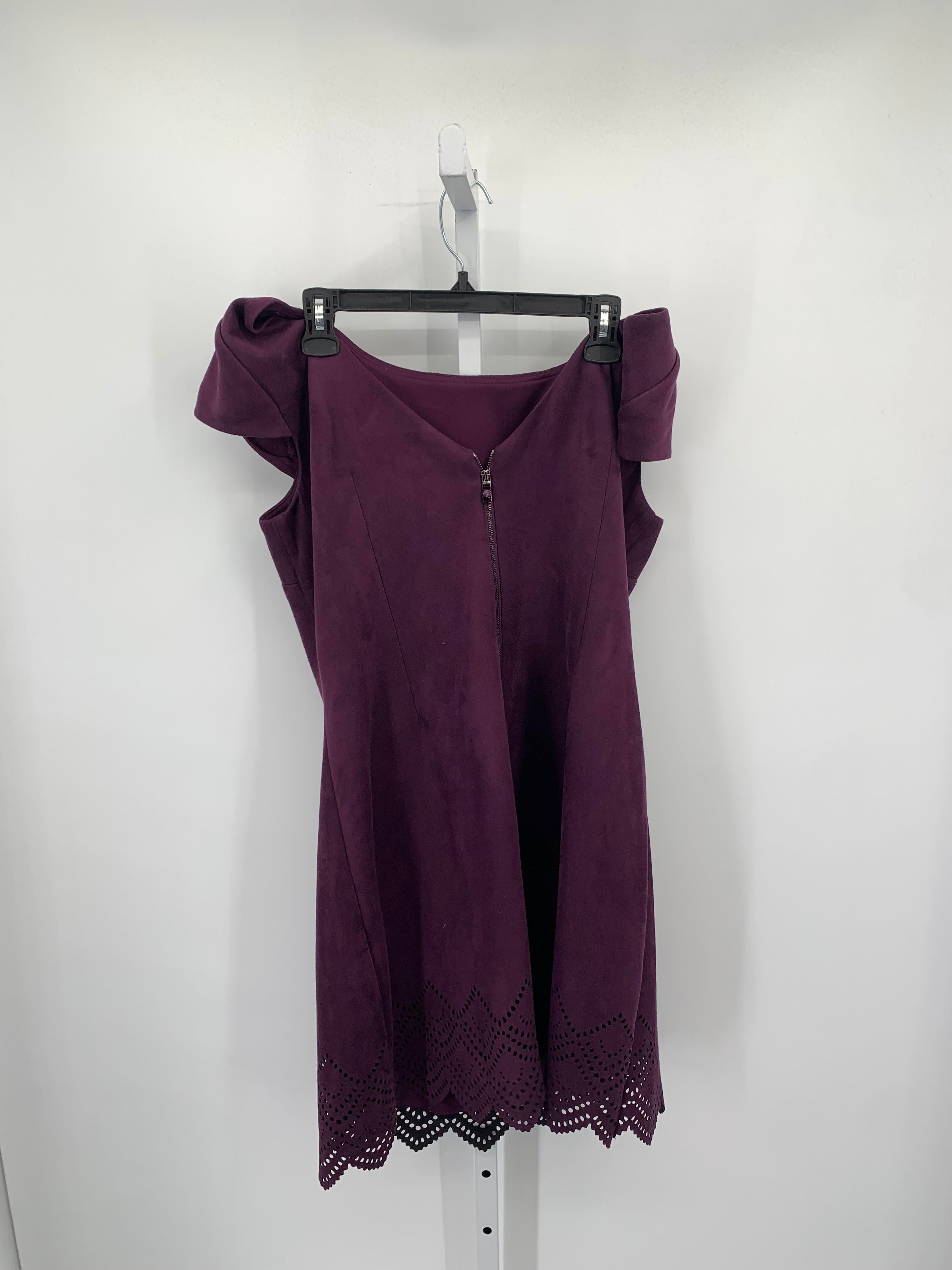 Vince Camuto Size 16 Misses Short Sleeve Dress