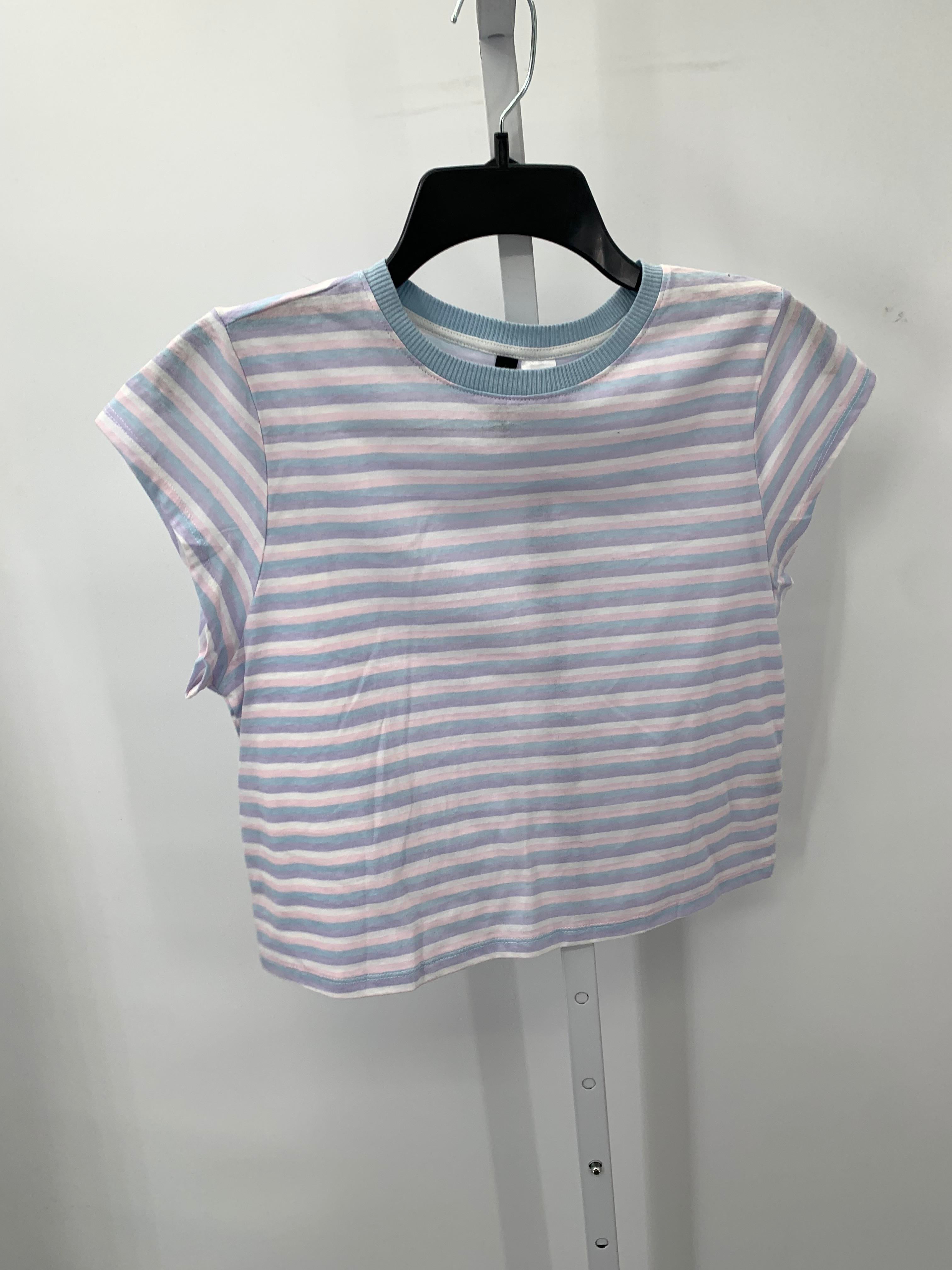 Divided Size Large Juniors Short Sleeve Shirt
