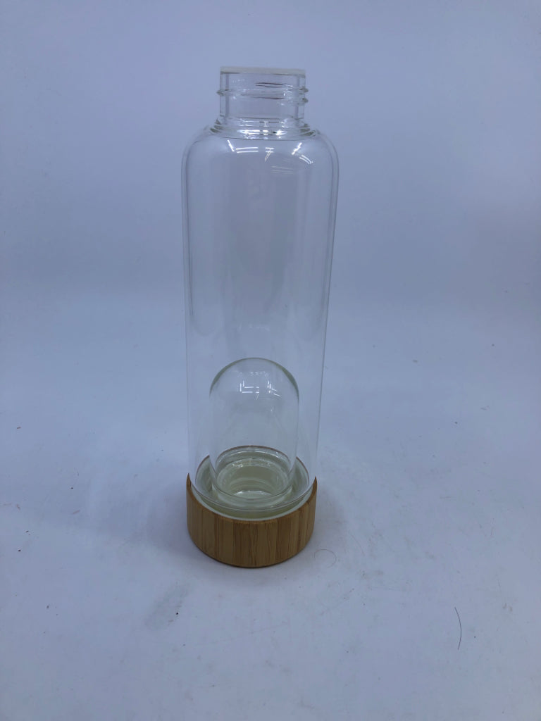 NIB GLASS REUSABLE WATER BOTTLE.