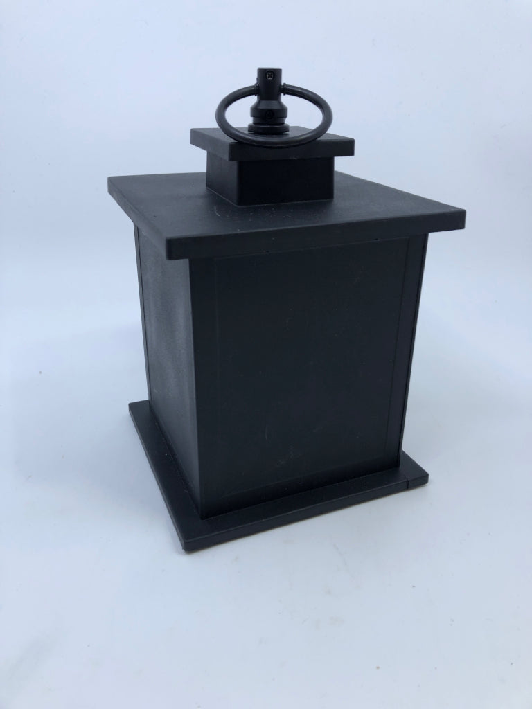BLACK FAUX LOG LANTERN.