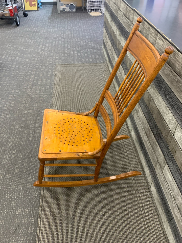 VTG WOOD ROCKING CHAIR W BEADED EDGE.