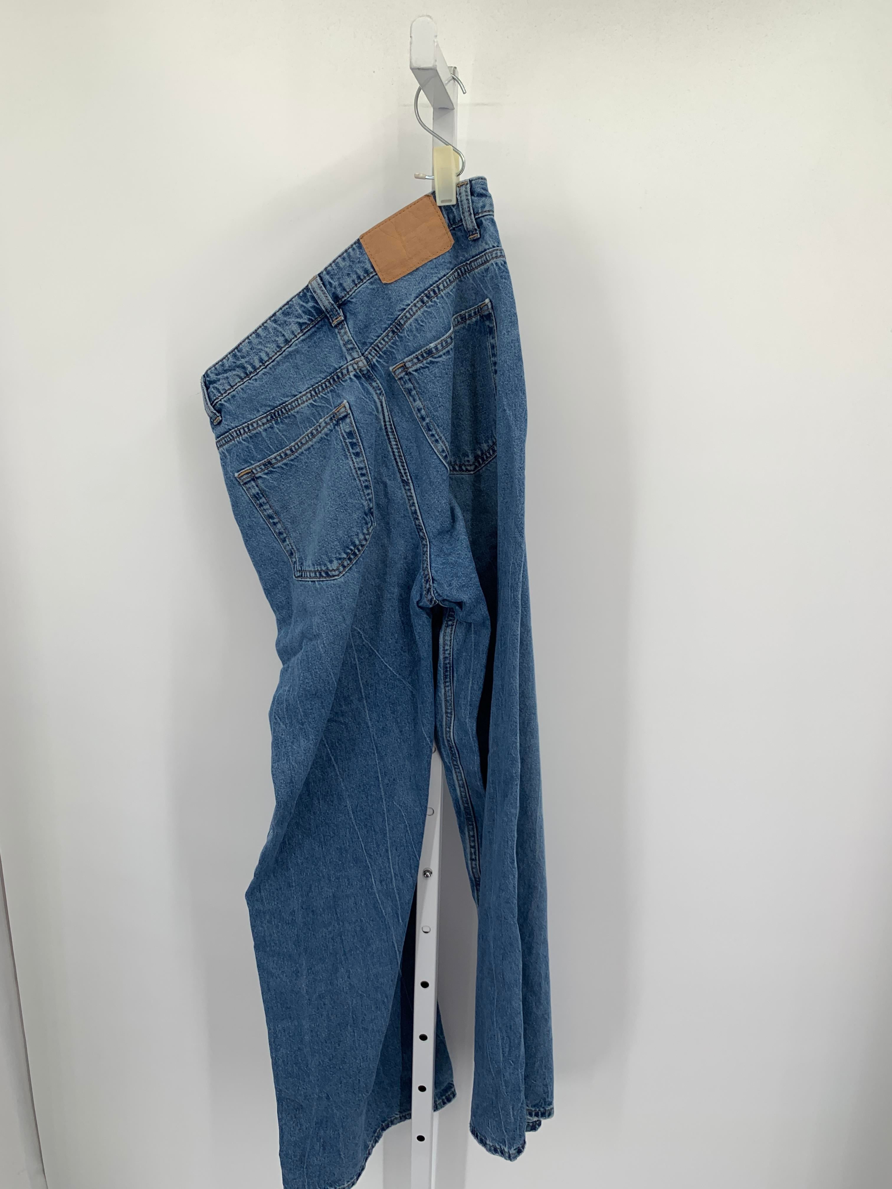 Divided Size 6 Juniors Jeans