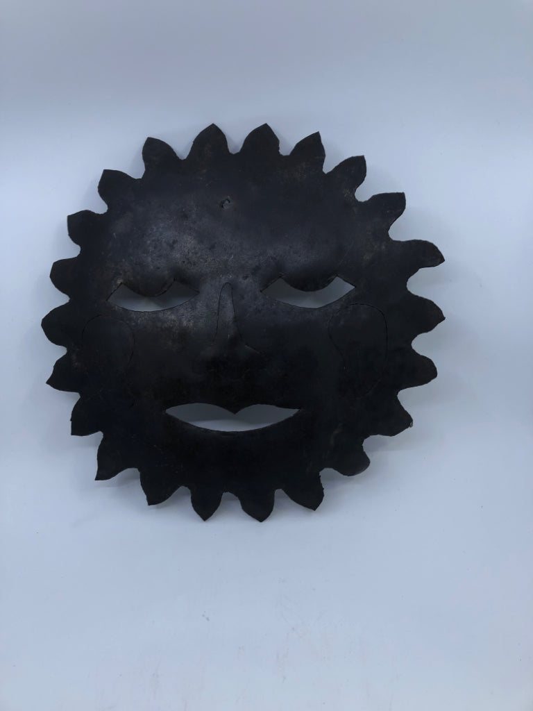 HEAVY METAL SUN WALL DECOR.