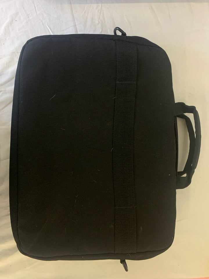 BLACK AMaZON BASICS LAPTOP BAG.