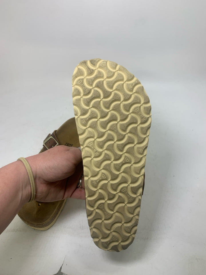 Birkenstock L Shoe Size 6 Sandals