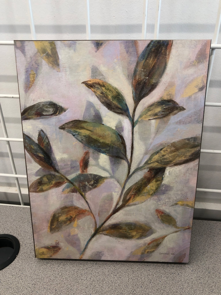 LEAF PRINTED WOOD BLOCK DECOR.