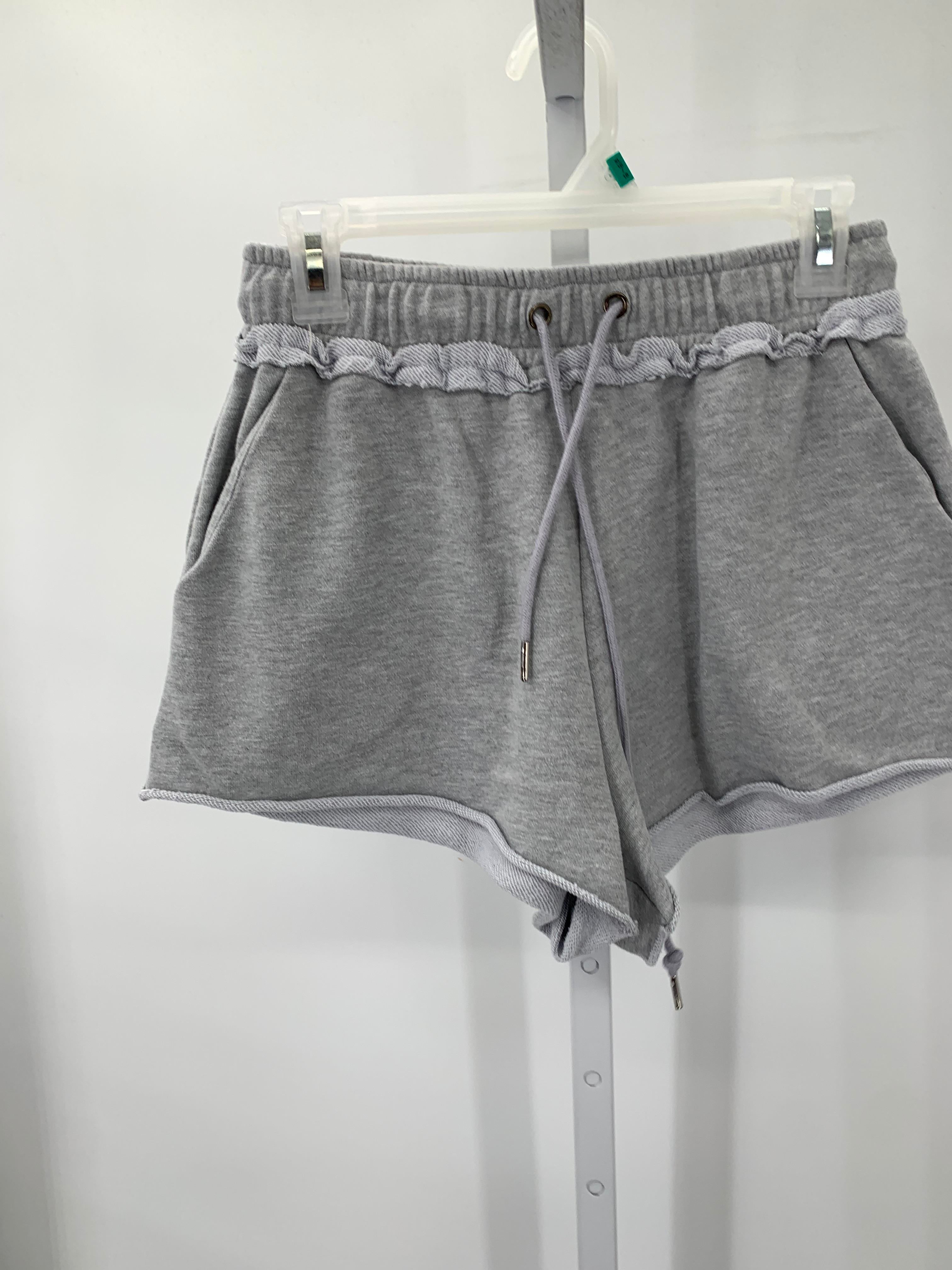 Size Medium Juniors Shorts