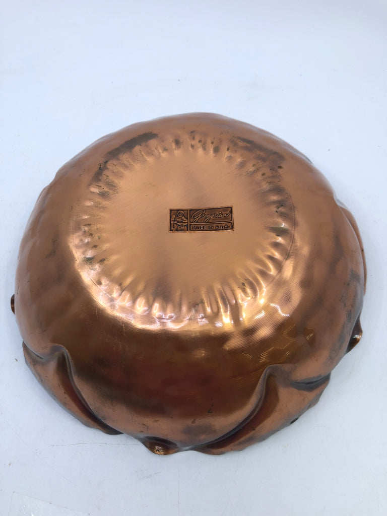 VTG COPPER FLOWER PATTERN BOWL- GREGORIAN.
