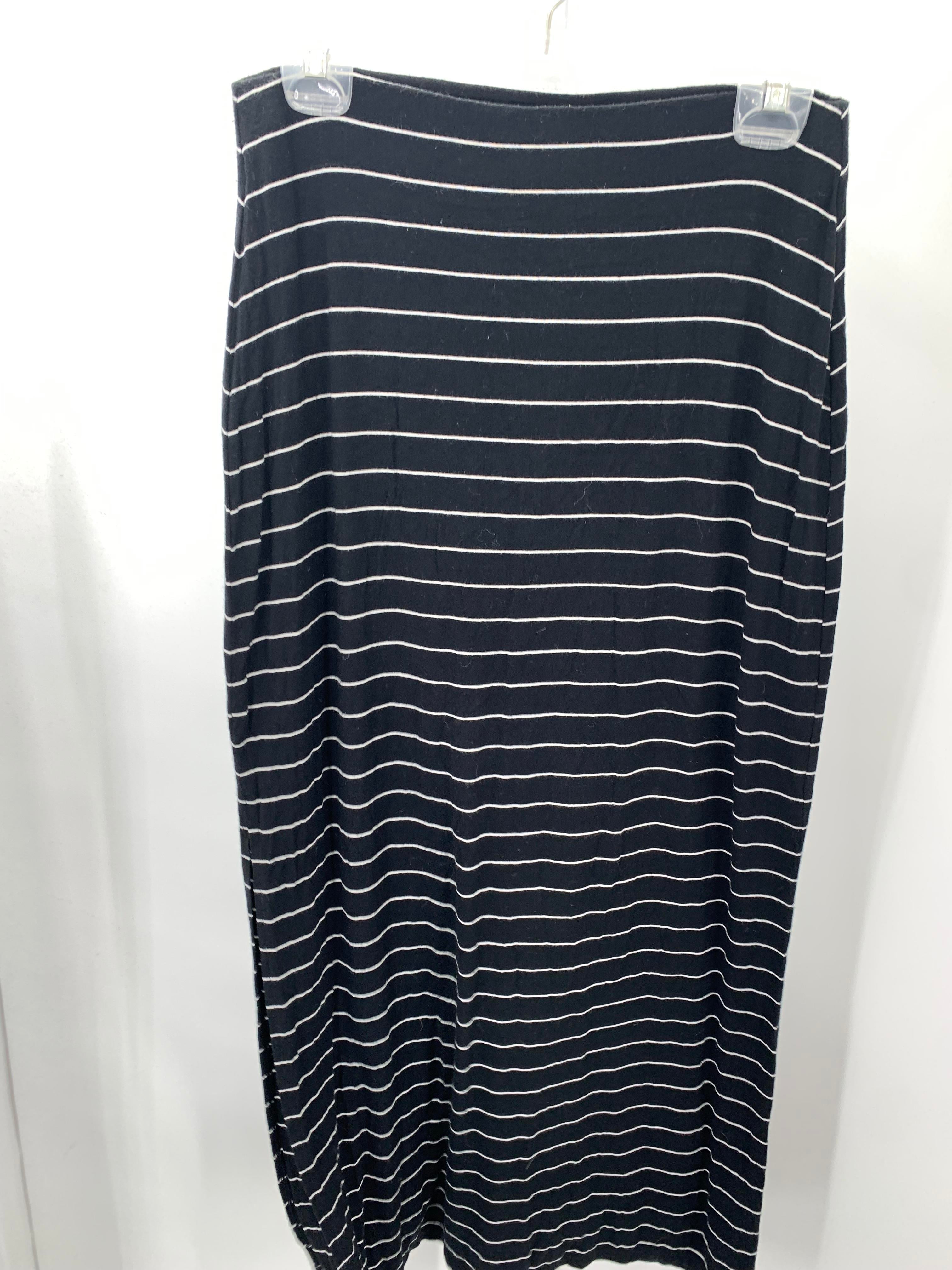 Old Navy Size Medium Misses Skirt