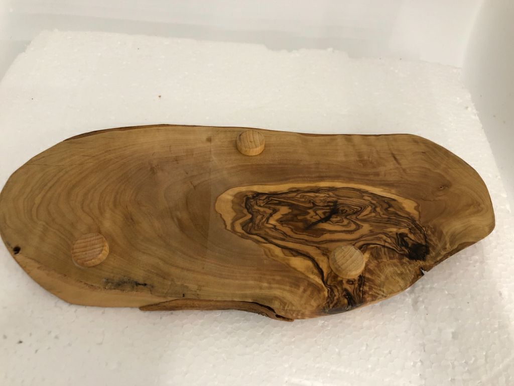 OVAL SHAPED WOOD SLAB TRAY FOOTED.