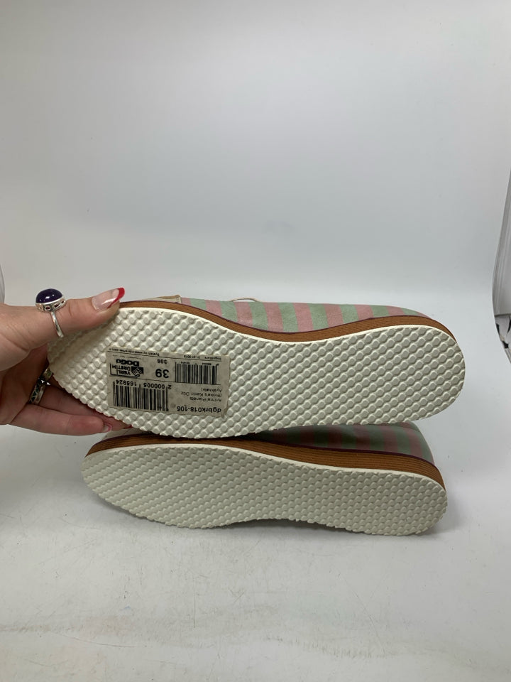 L Shoe Size 8-9 Ladies Shoes