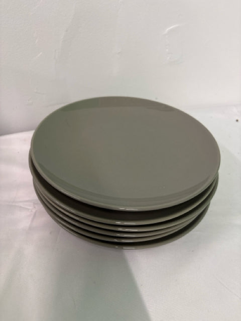 6 GREY DINNER PLATES.