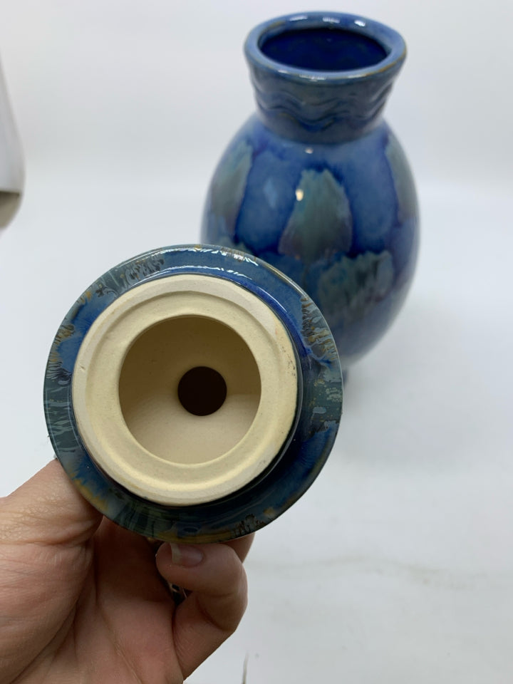 FOOTED MULTI BLUES SKINNY CANISTER.