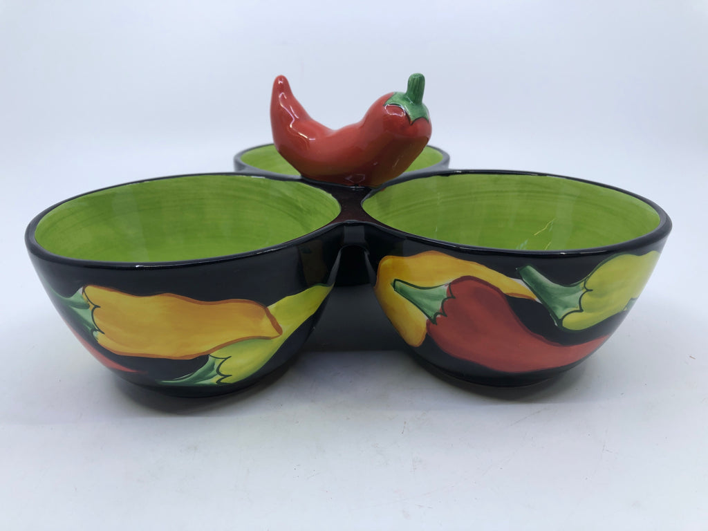 CHILI 3 DIP SERVING DISH-BLACK & GREEN.