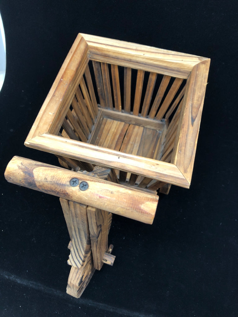 WOODEN TRICYCLE DECOR W/BASKET.