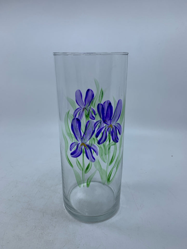 CLEAR GLASS CYLINDER VASE W/ PAINTED PURPLE FLOWERS.