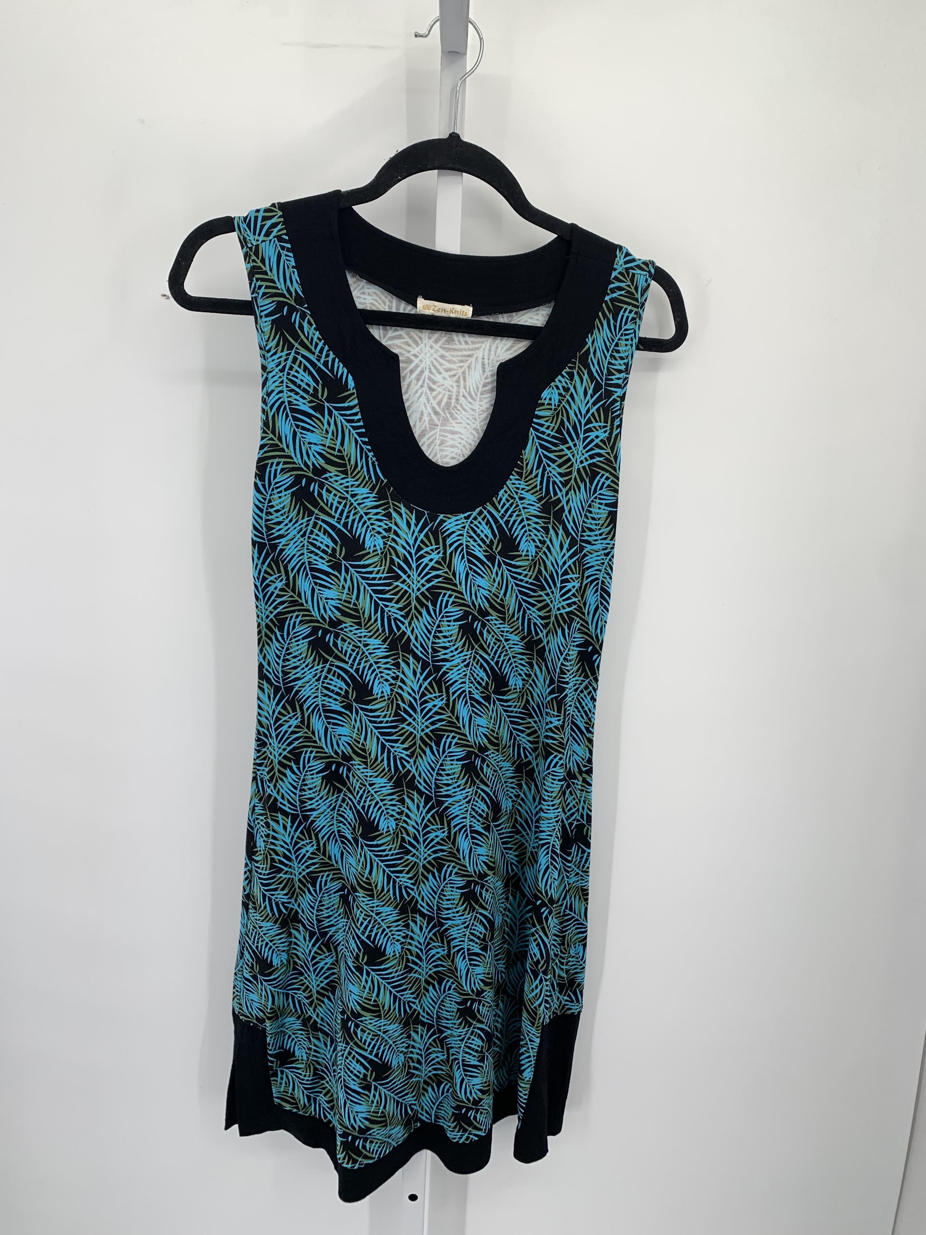 Size Small Misses Sleeveless Dress