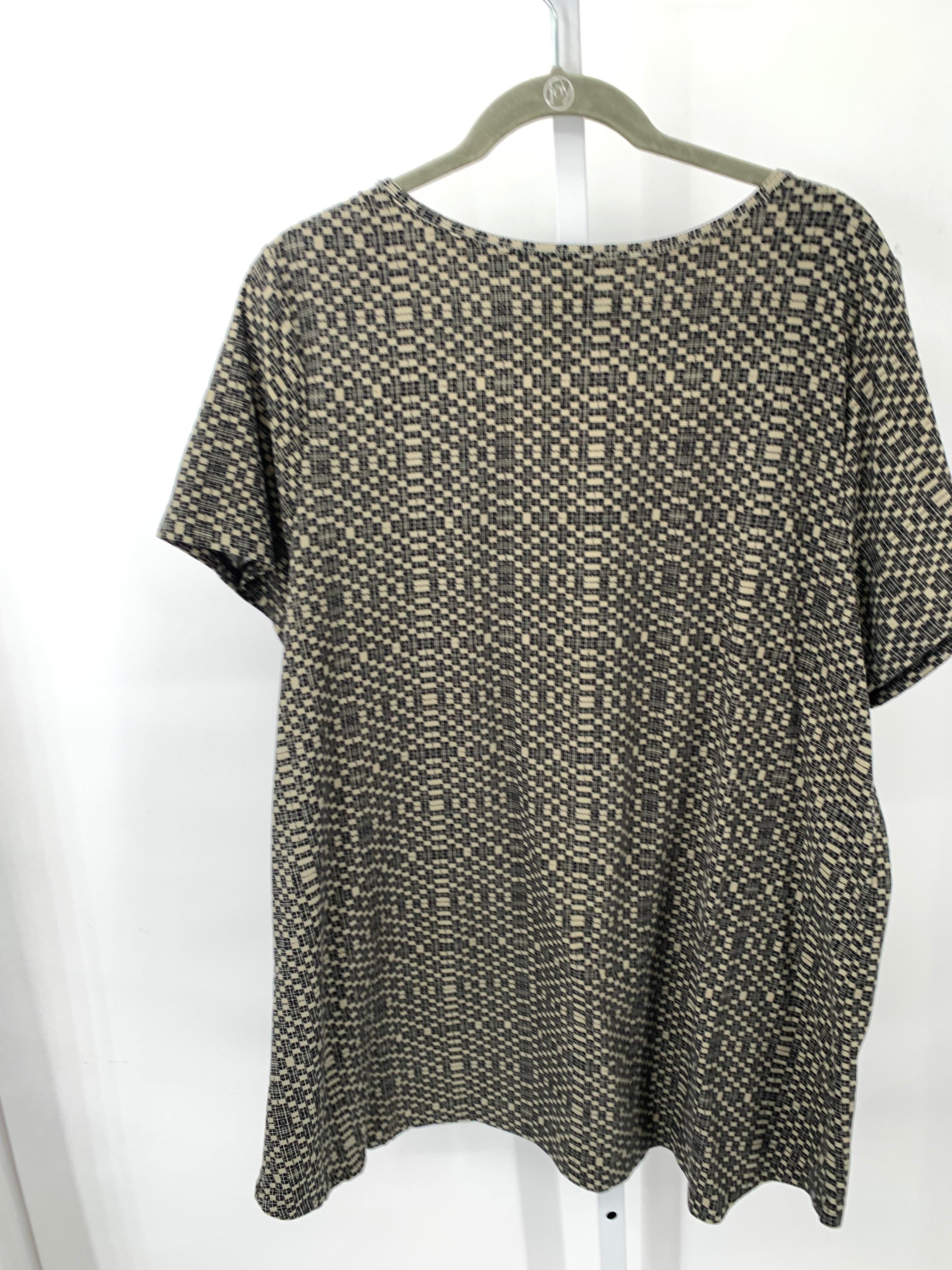 Lularoe Size 3X Womens Short Sleeve Shirt