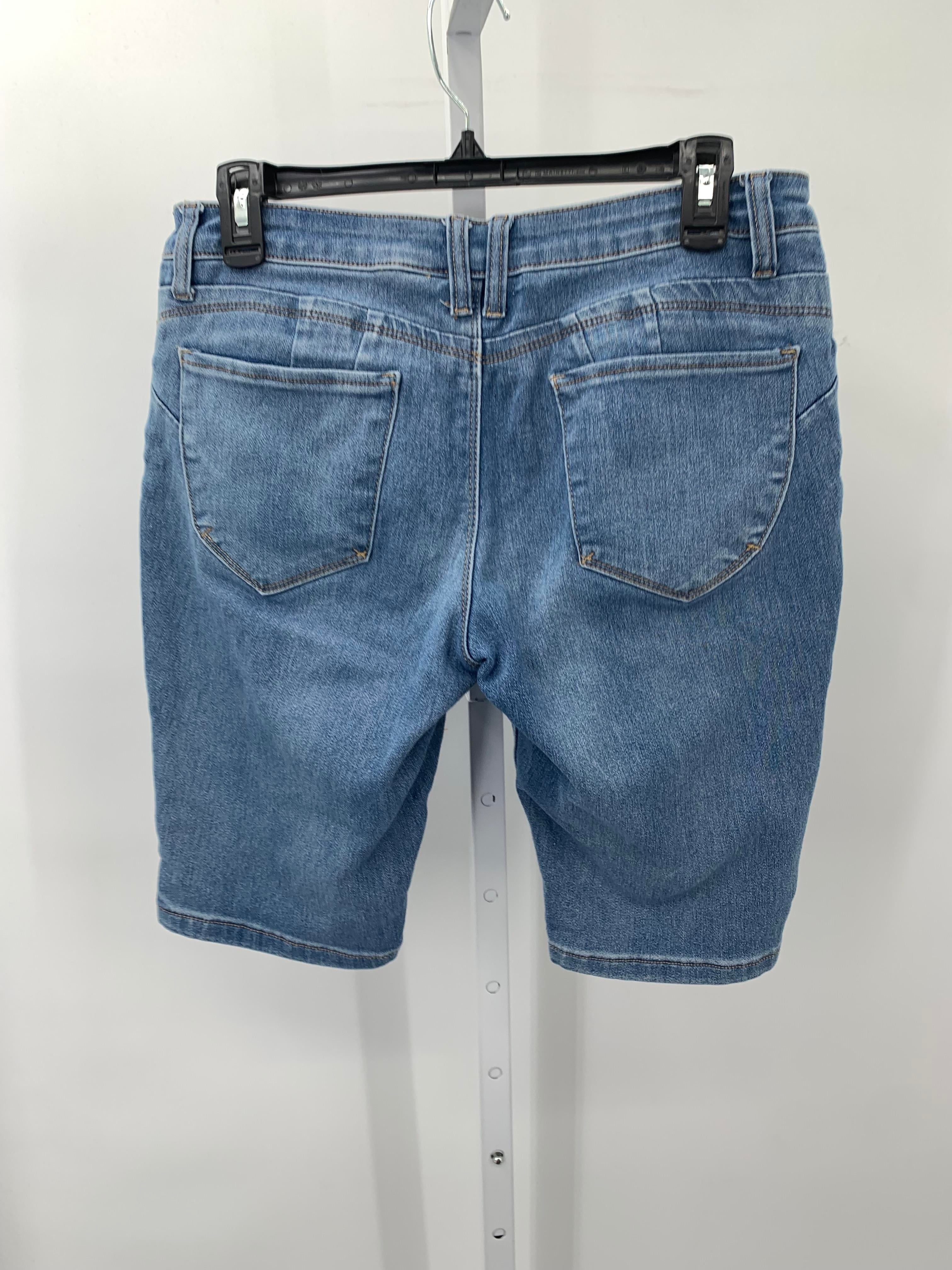 Size 11 Juniors Capri