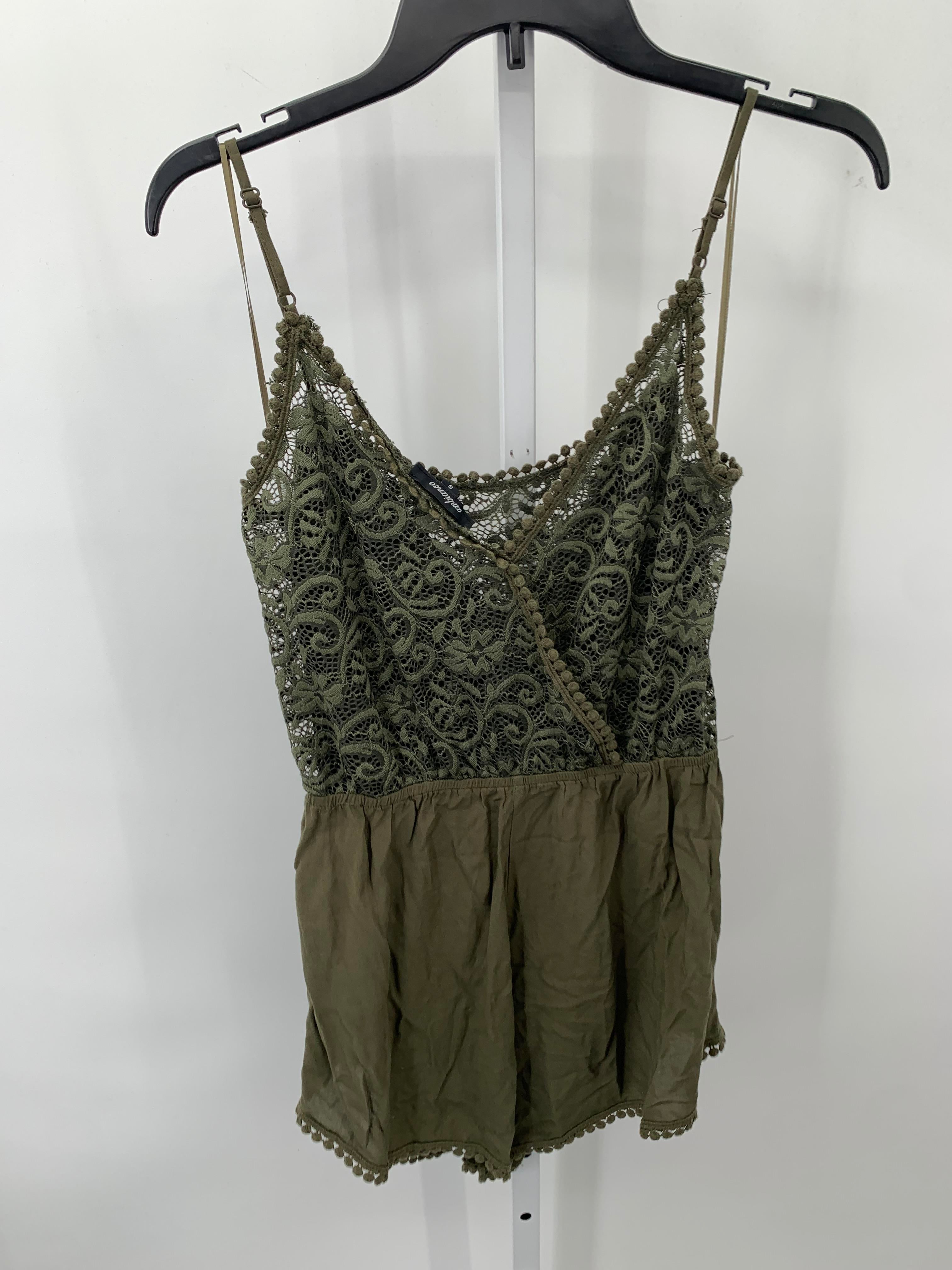 Ambiance Size Small Juniors Romper