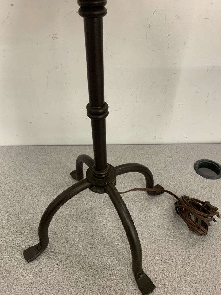 METAL SKINNY BASE LAMP W TAN SHADE.