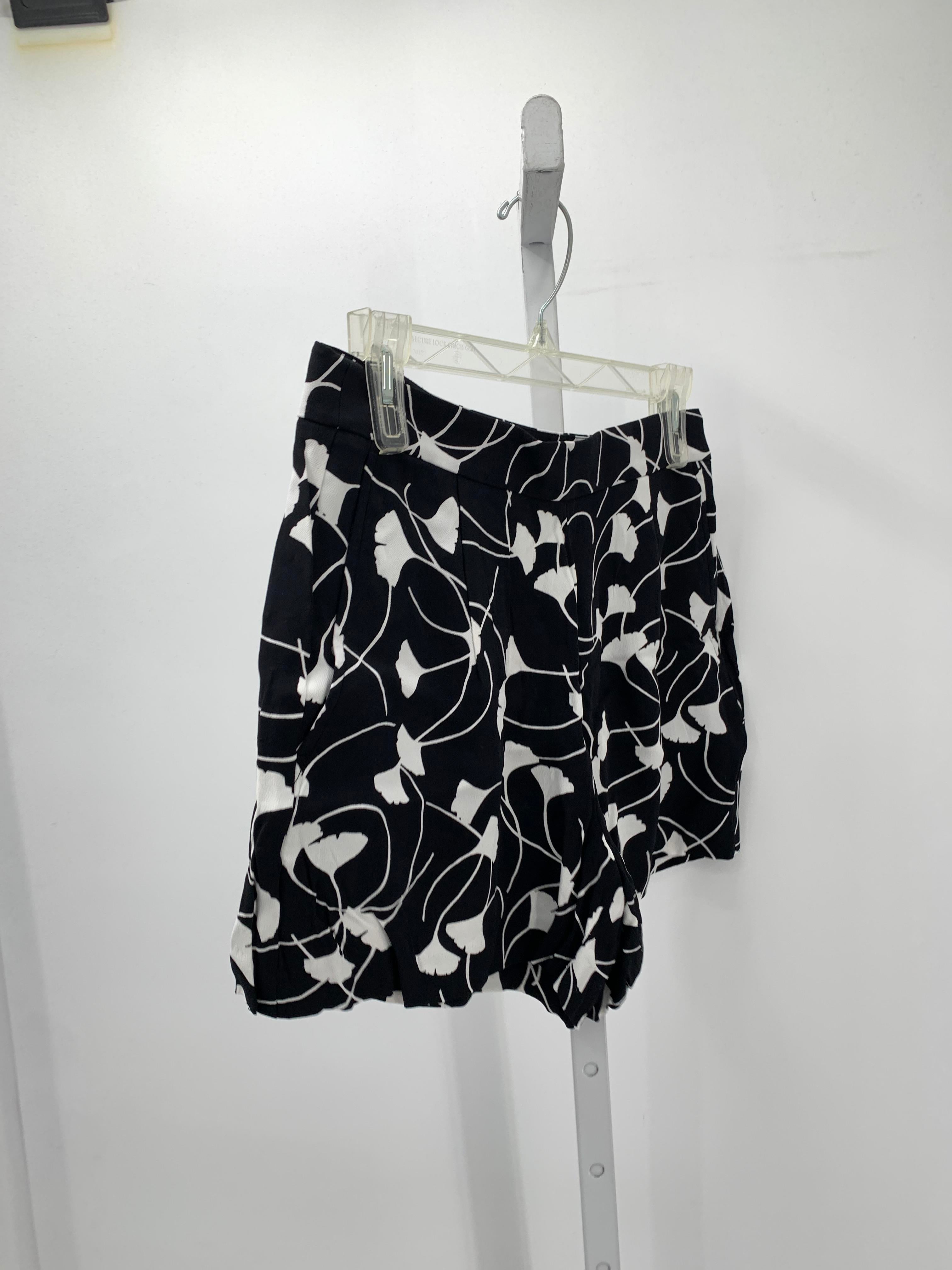 Ann Taylor Size 4 Misses Shorts