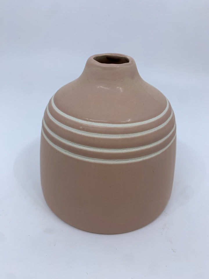 PINK CERAMIC BUD VASE W/WHITE LINES.