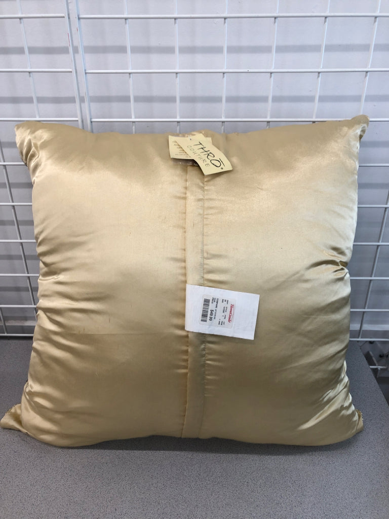 NWT LG BEADED CHEETAH PRINT PILLOW.