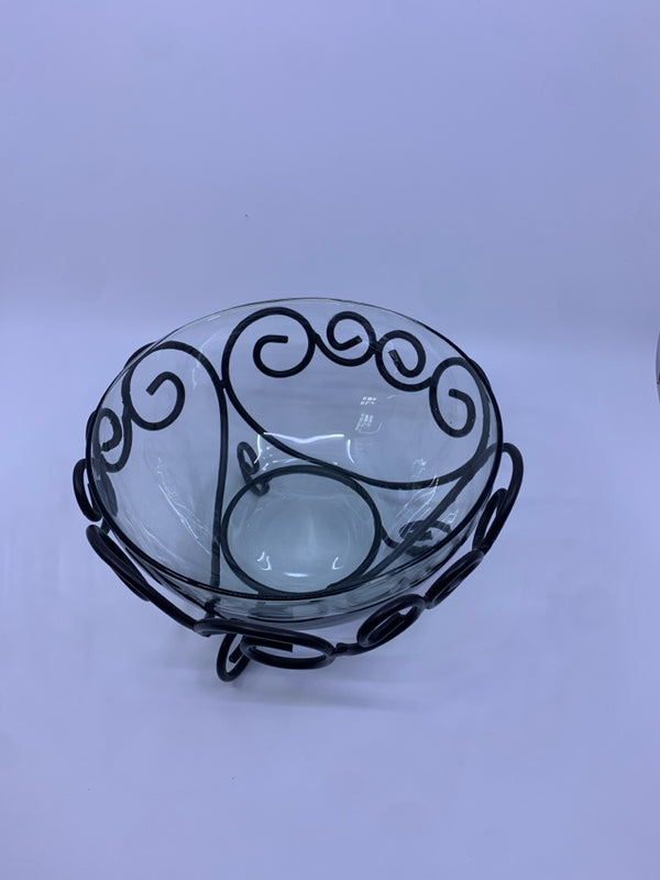 FOOTED METAL SCROLL CENTERPIECE W/ GLASS BOWL.