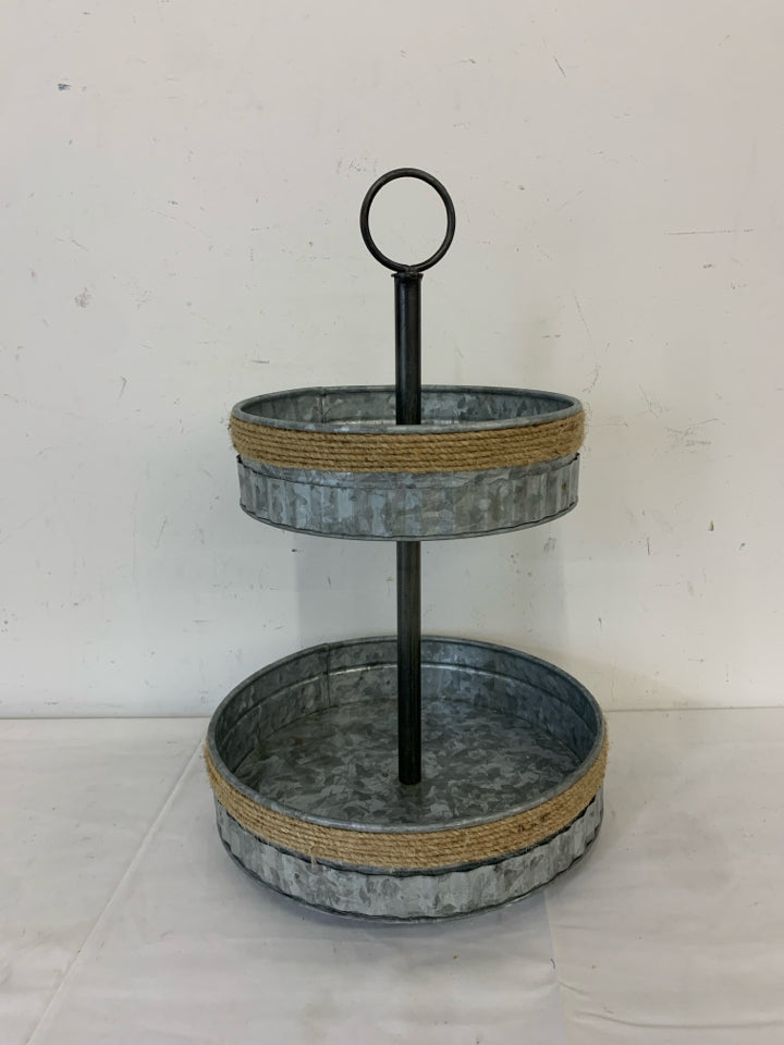 2 TIER GALVANIZED METAL CENTERPIECE.