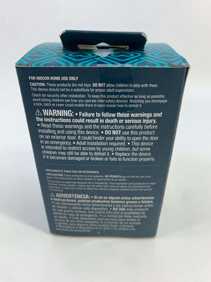 NIB PARENT GRIP DOOR KNOB COVERS.