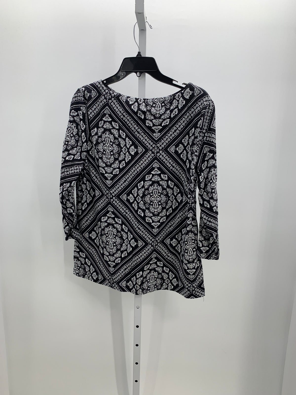 Croft & Barrow Size Large Misses 3/4 Sleeve Shirt