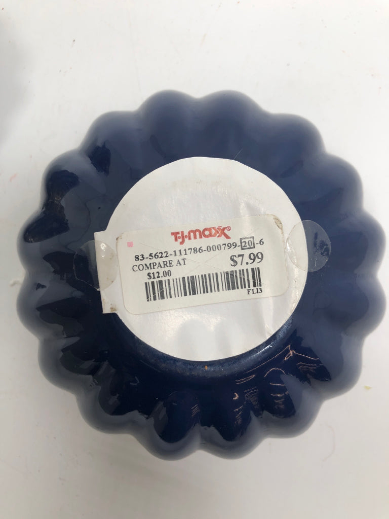 BLUE PUMPKIN CANDLE.