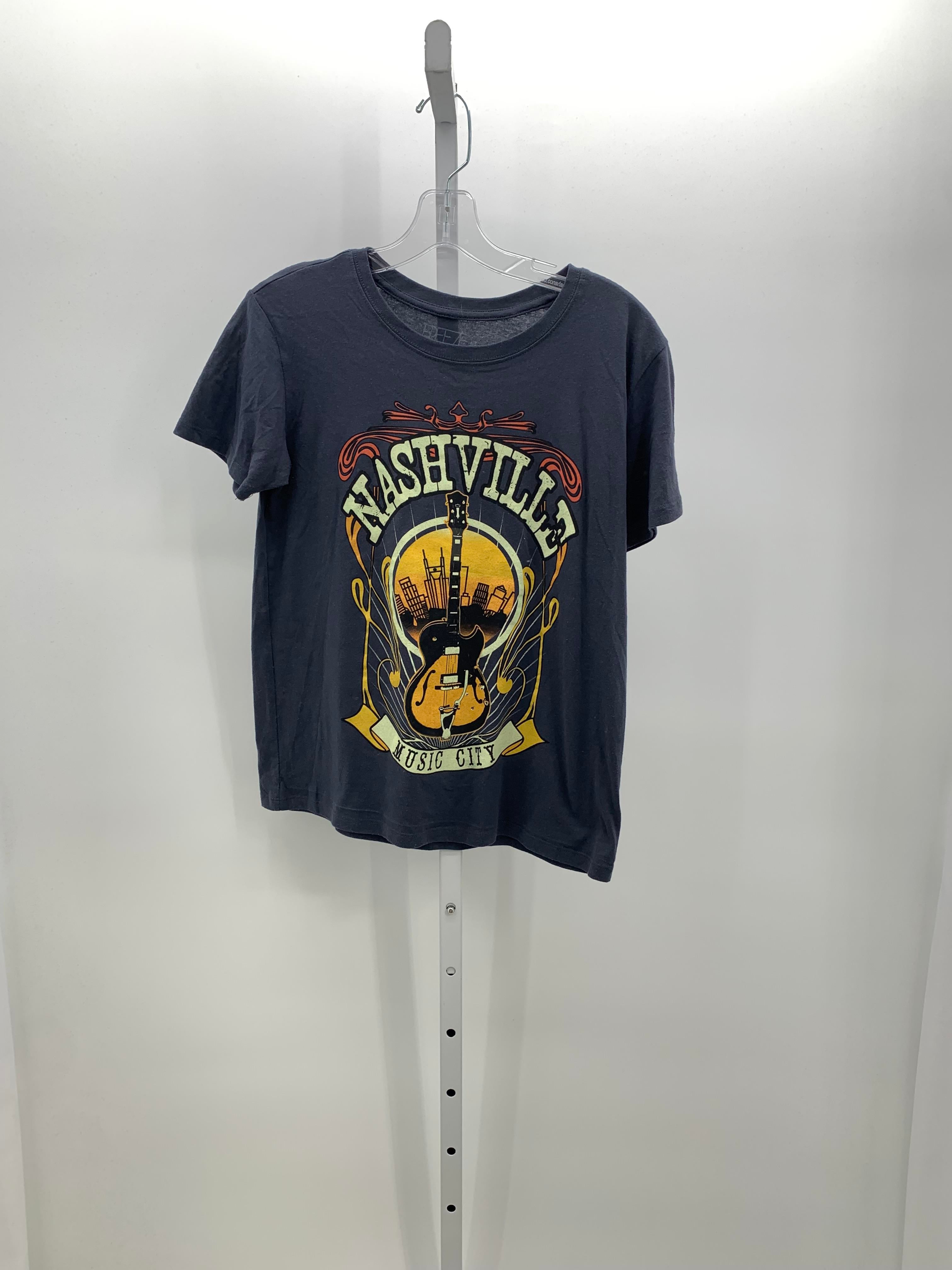 Freeze Size Medium Juniors Short Sleeve Shirt